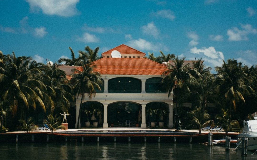 Luxury waterfront home exterior in South Florida